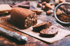 tagAlt.Chocolate and Fig Salami