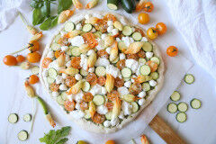 tagAlt.White Pizza with Zucchini Chives and Zucchini Flowers