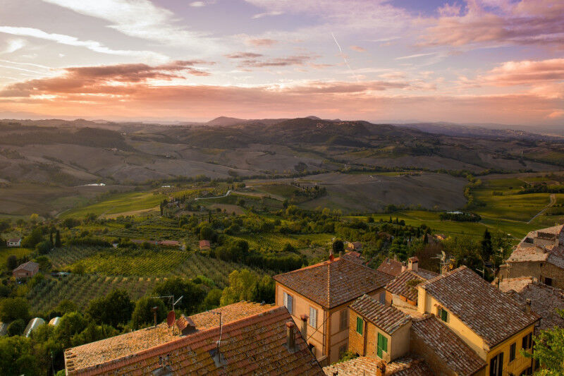 tagAlt.Montepulciano beautiful landscape panorama Cover