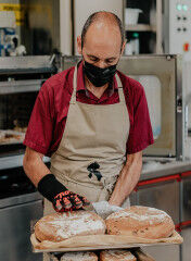 tagAlt.Baking bread producer Piemonte 6