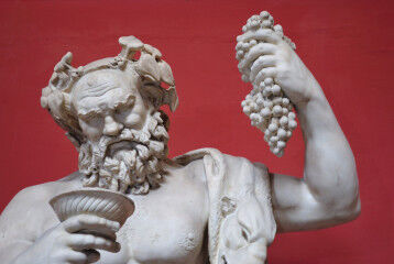 tagAlt.Roman statue wine Bacchus 6