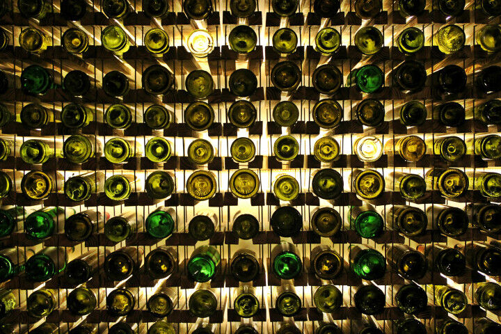 cellar_wine_white_20220523