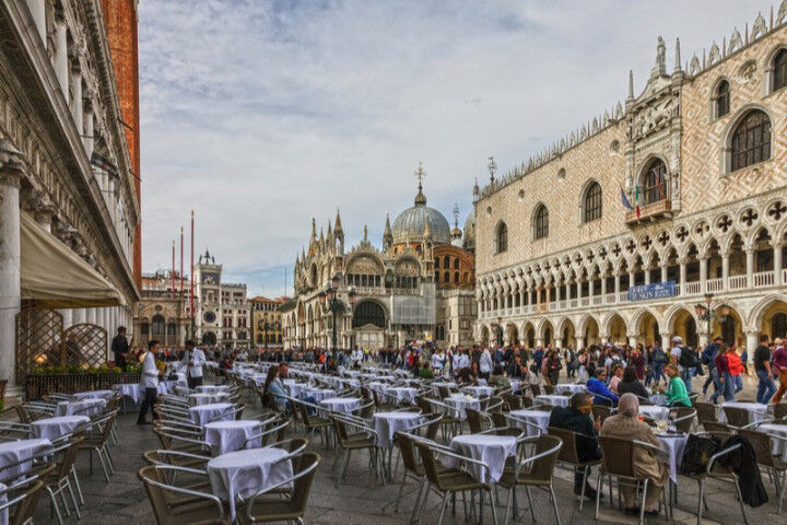 venice, Italy_San Marco square restaurant near Palazzo Ducale_20221010